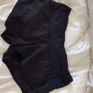 LULULEMON SHORTS 2”